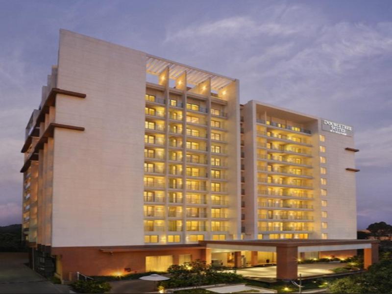 Doubletree Suites By Hilton Bengaluru Outer Ring Road Exterior photo